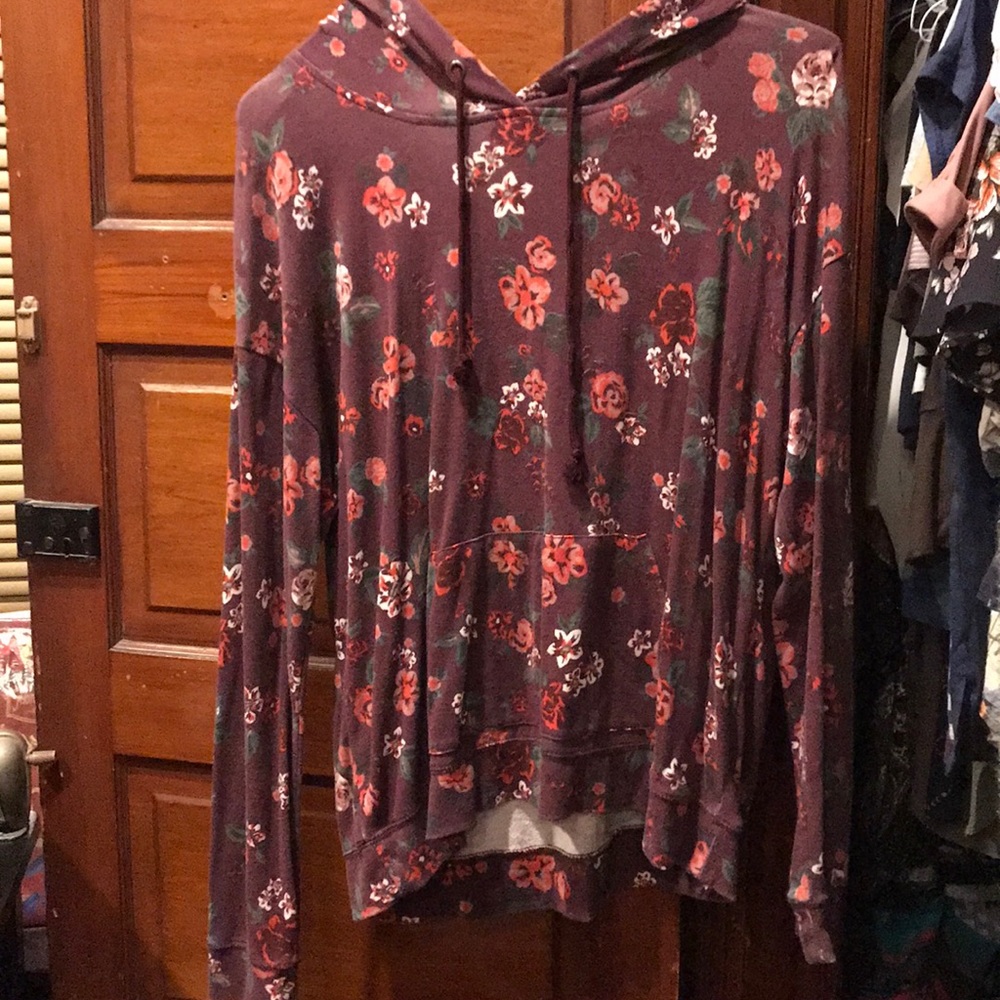 floral comfortable sweatshirt